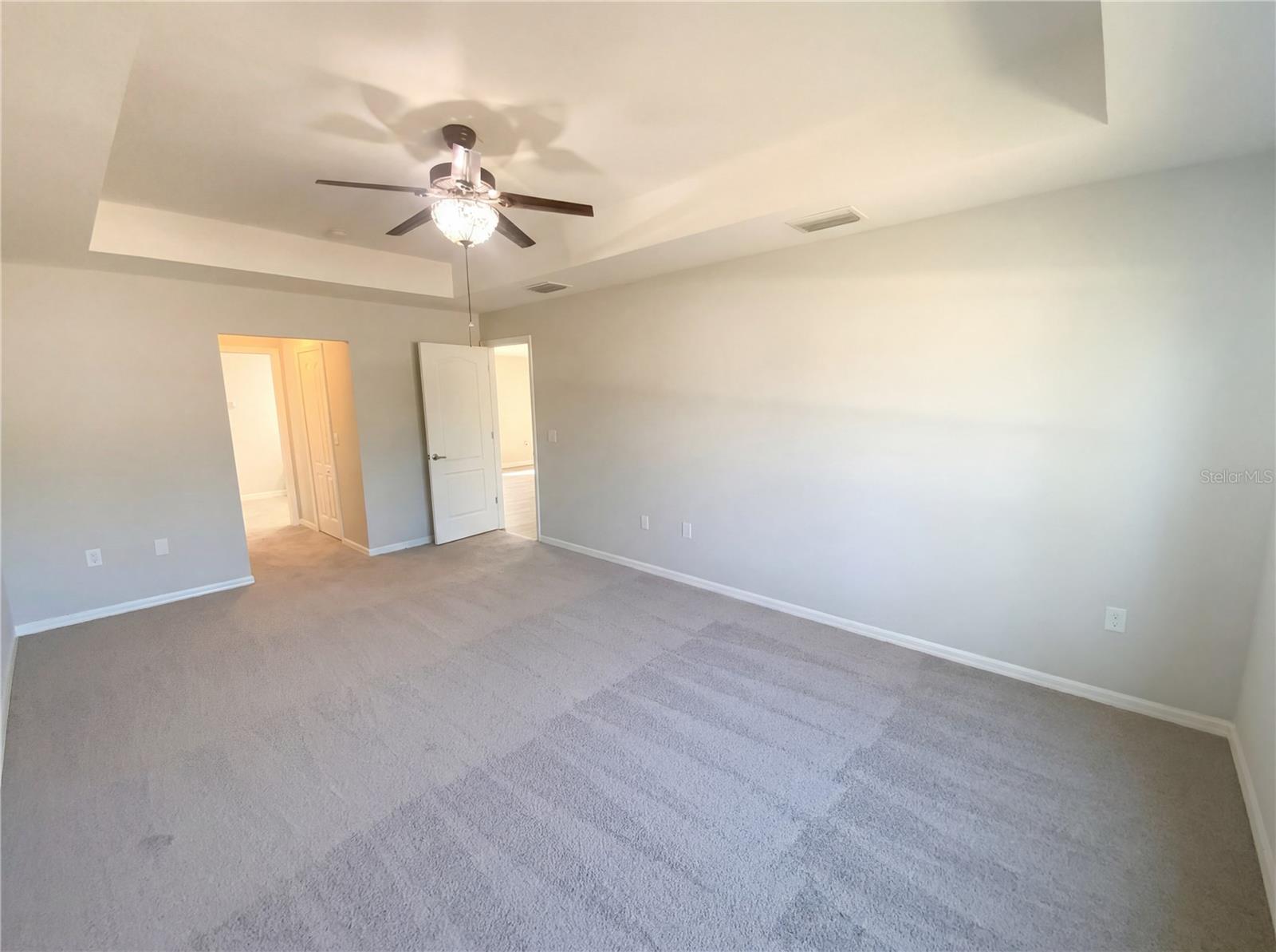 ROYAL HIGHLANDS - Residential