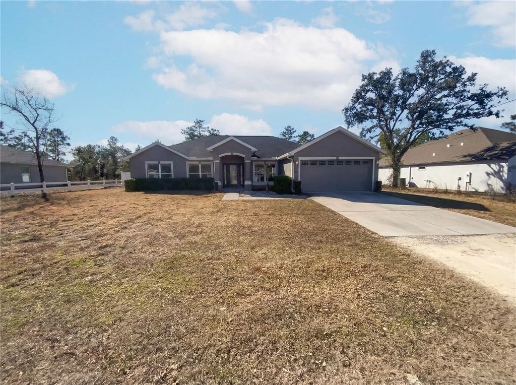 Photo of 12126 Millington Avenue, Weeki Wachee, FL 34614 (MLS # O6383446)