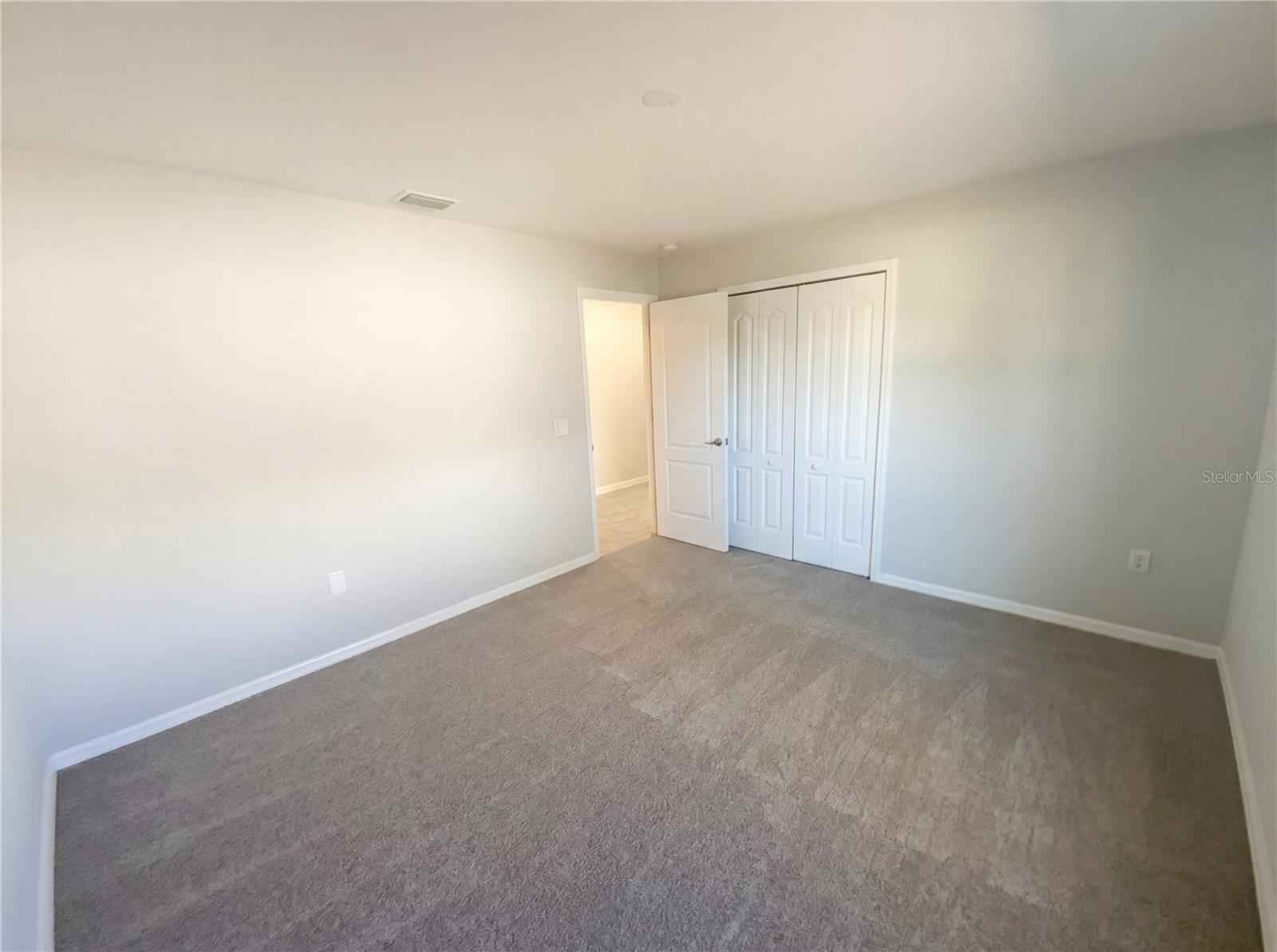 ROYAL HIGHLANDS - Residential