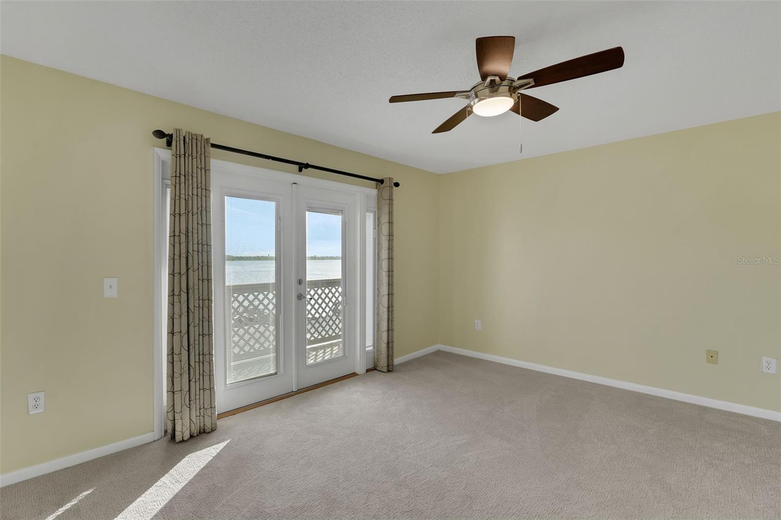 WATERS EDGE UNIT 01 A REP 02 - Residential