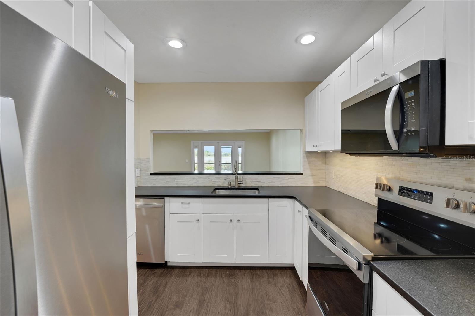 WATERS EDGE UNIT 01 A REP 02 - Residential