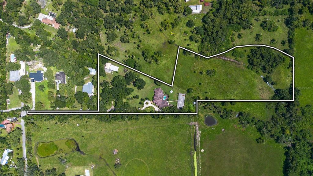 Photo of 2085 SE 4th Street, Okeechobee, FL 34974 (MLS # OK225400)