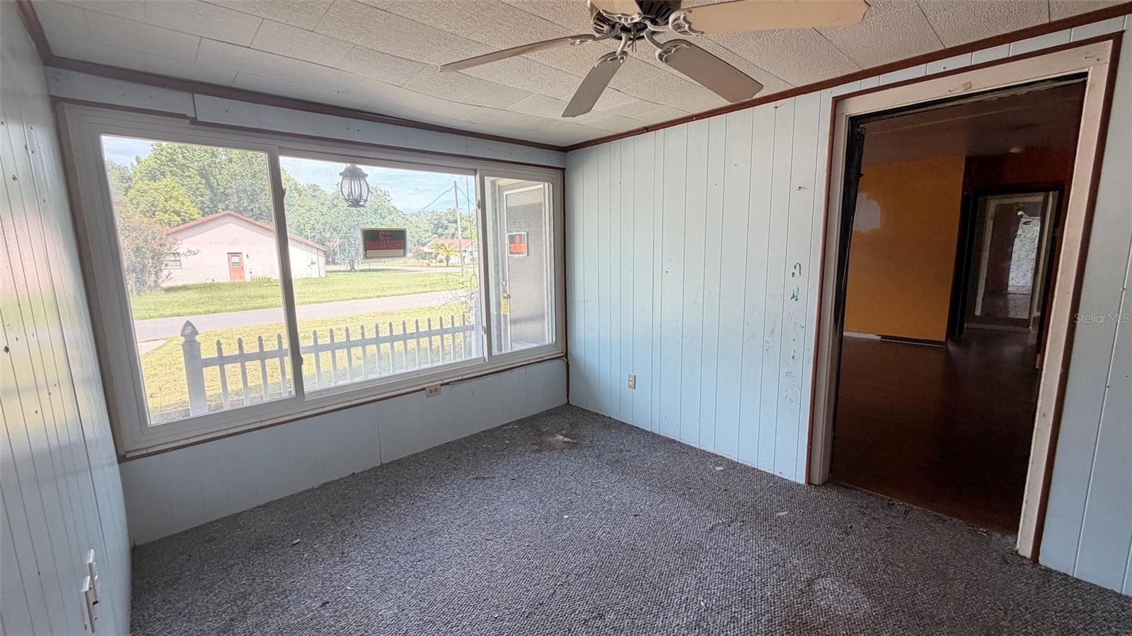 1411 LAKESHORE DRIVE