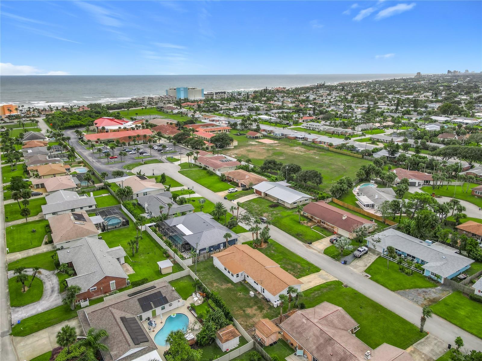 BANYAN ESTATES - Residential