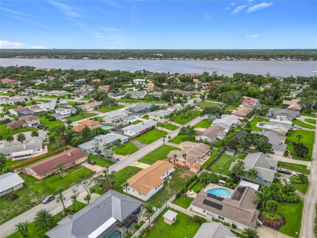 Photo of 105 Banyan Drive, Ormond Beach, FL 32176 (MLS # NS1086171)