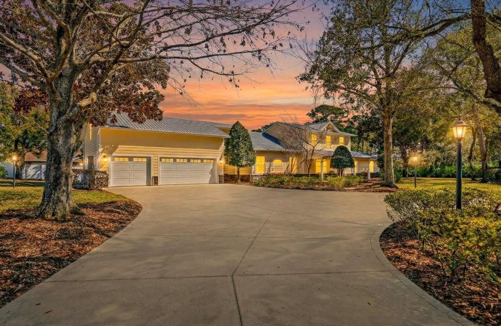 Photo of 14 Village Drive, Ormond Beach, FL 32174 (MLS # V4947723)