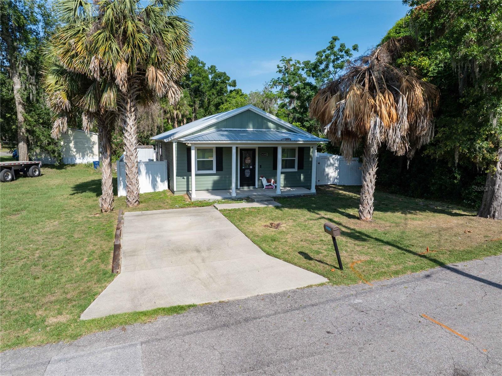 ALACHUA LUNDYS ADD TO SW - Residential