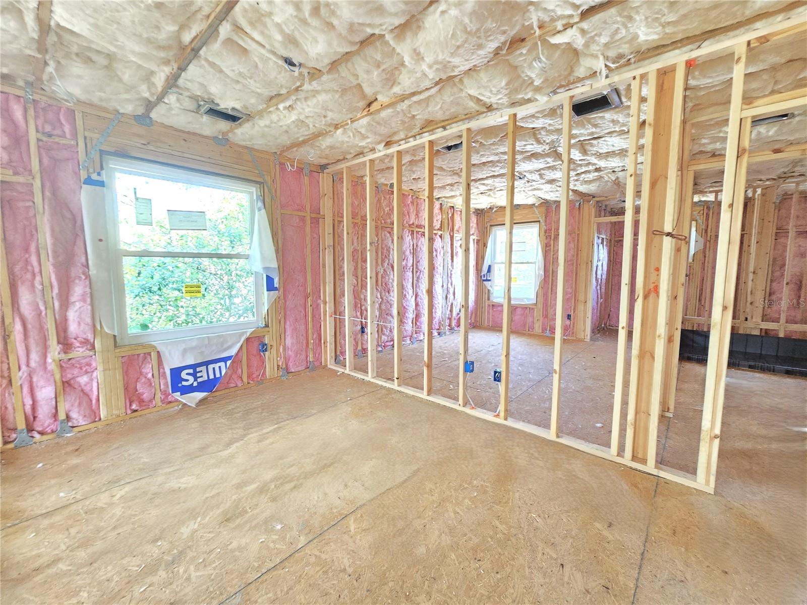 HIGHLAND GROVES - Residential