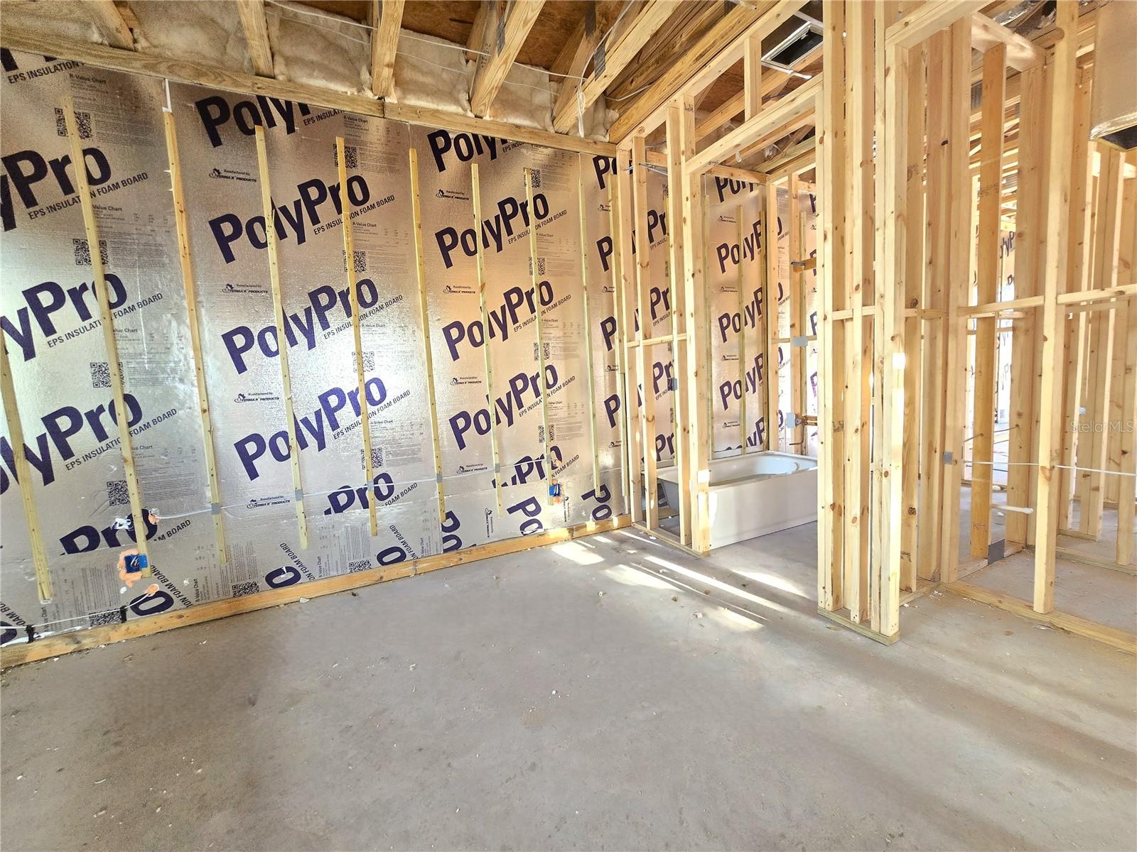 HIGHLAND GROVES - Residential