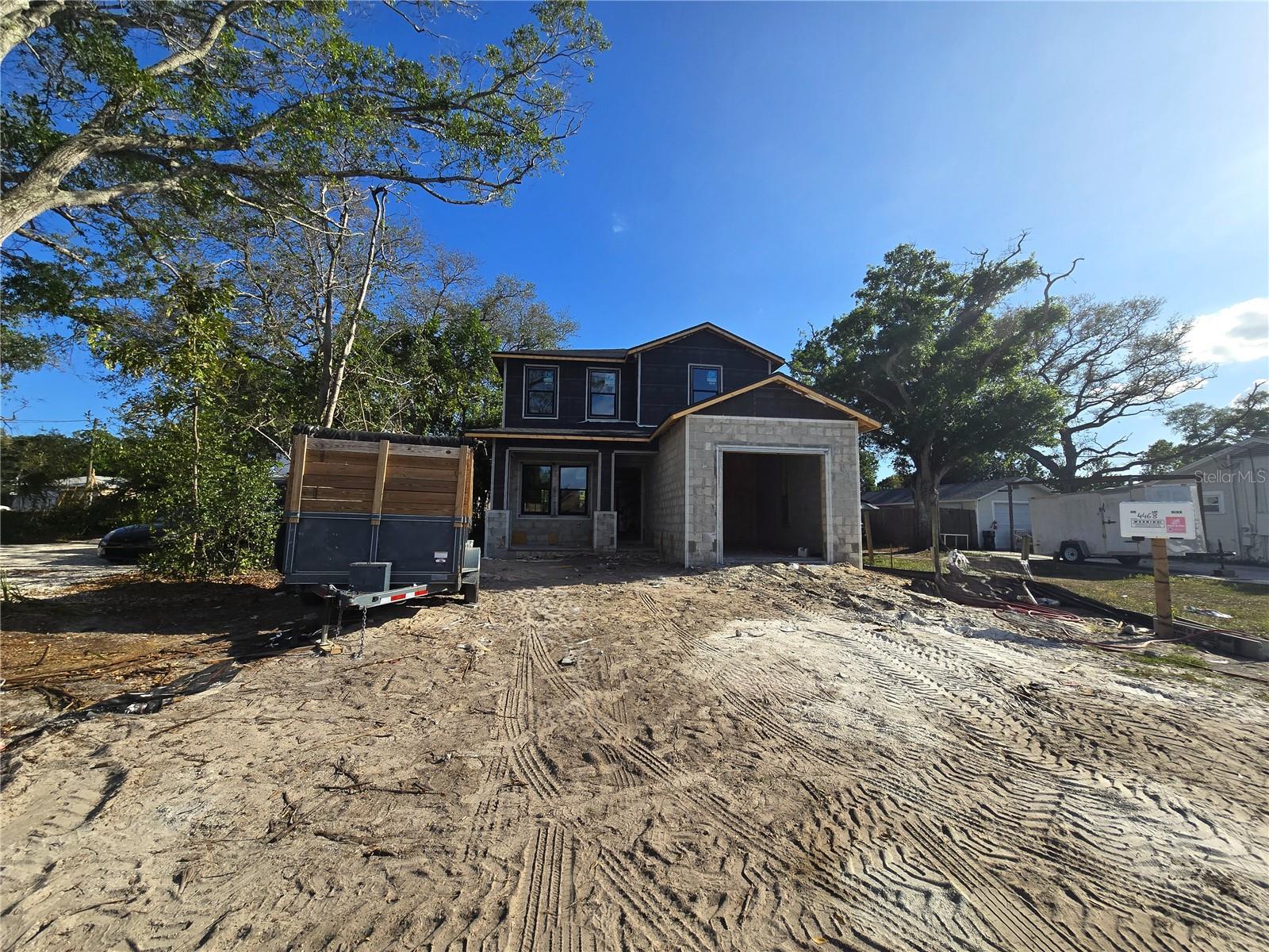 HIGHLAND GROVES - Residential