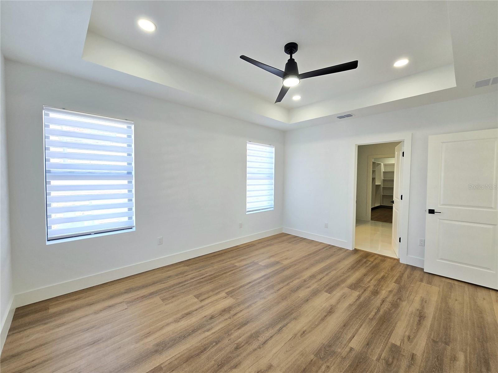 HIGHLAND GROVES - Residential