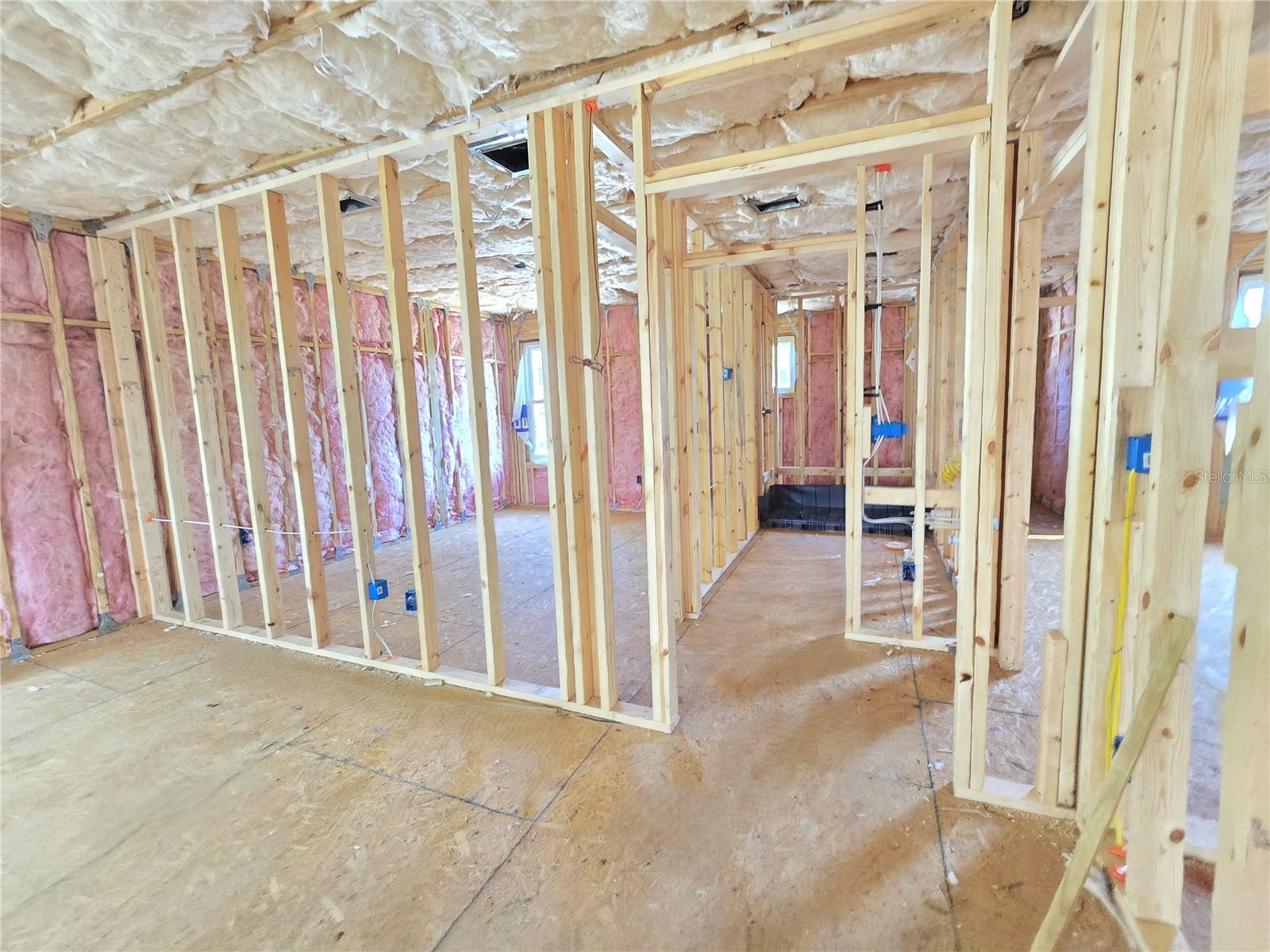 HIGHLAND GROVES - Residential