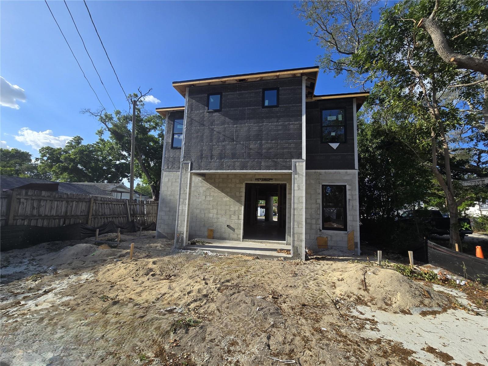 HIGHLAND GROVES - Residential