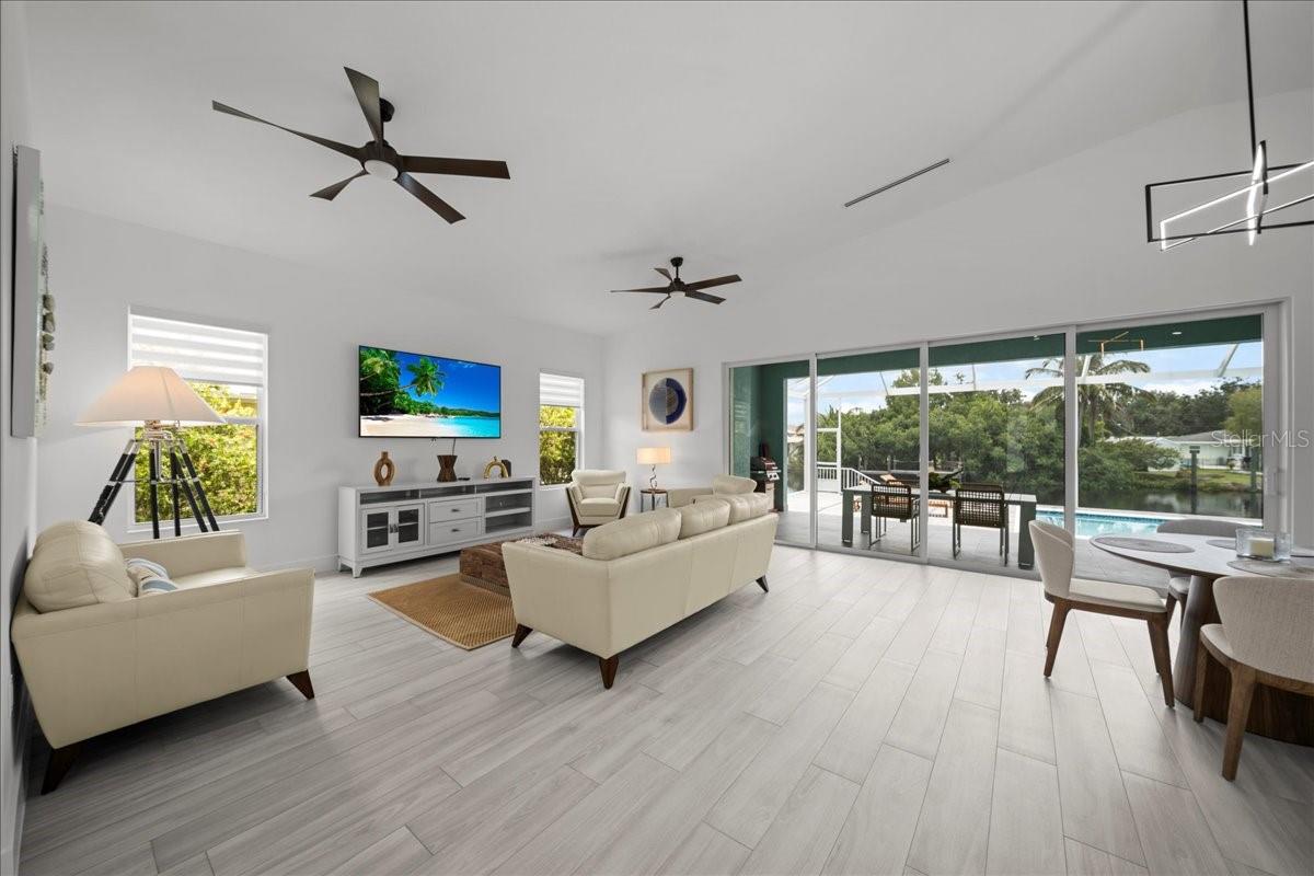 FORT MYERS SHORES - Residential