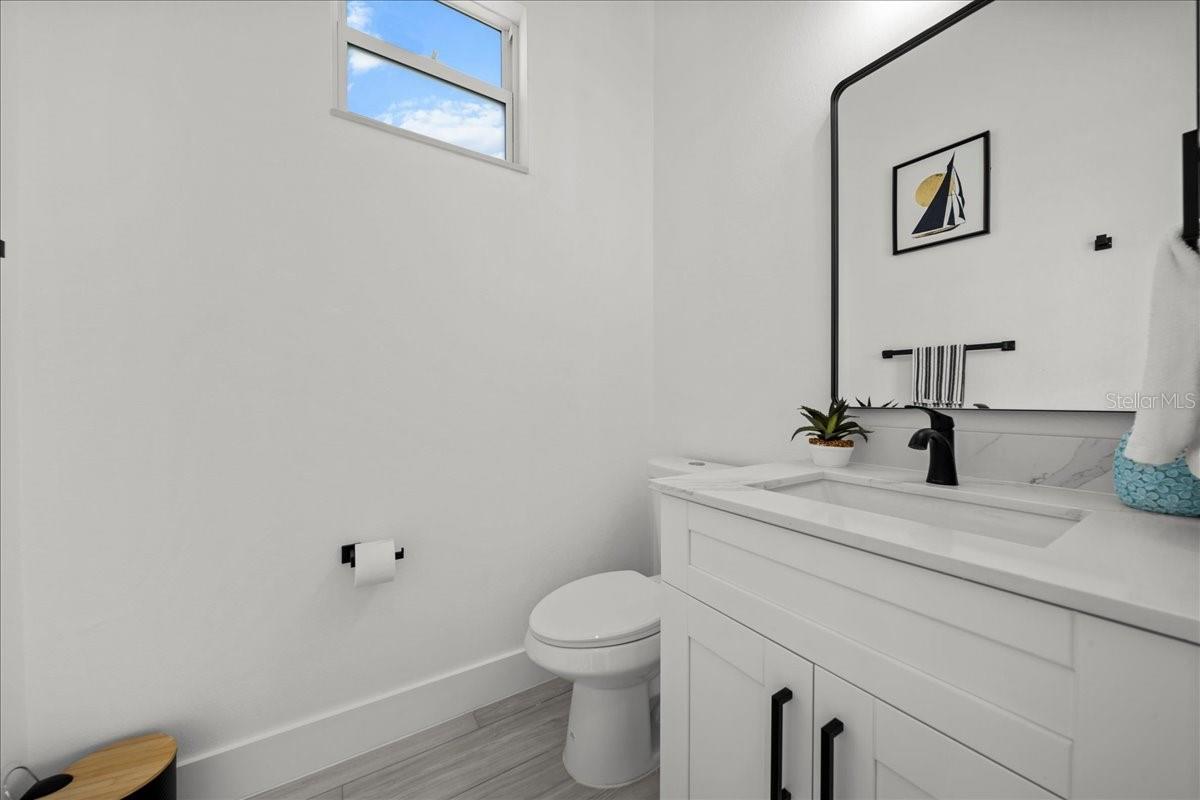 FORT MYERS SHORES - Residential