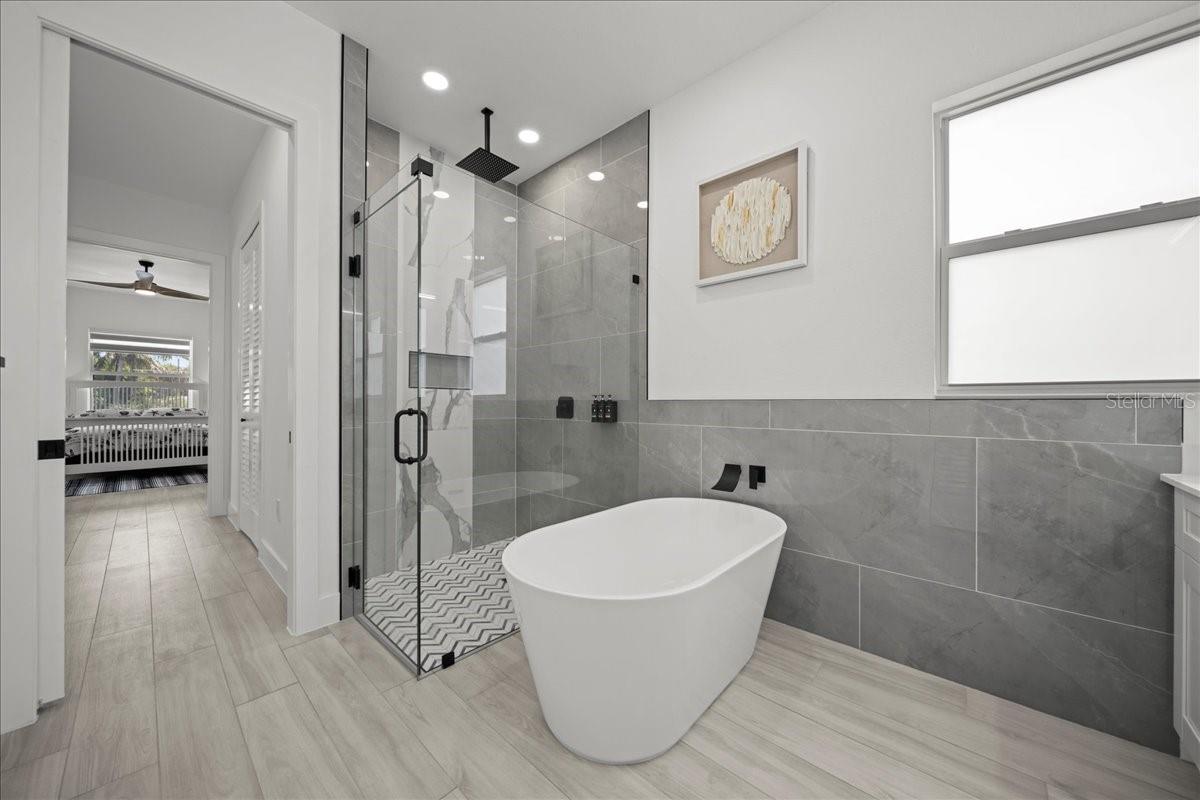 FORT MYERS SHORES - Residential