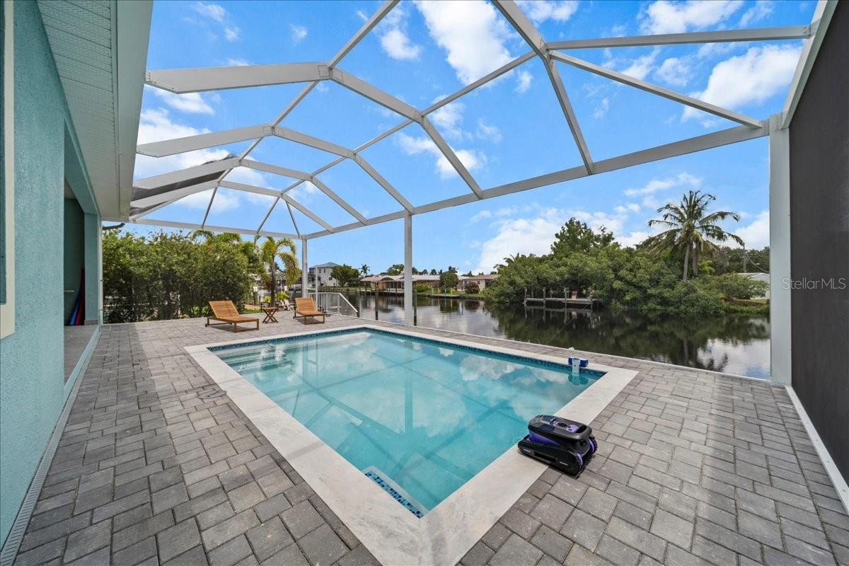 FORT MYERS SHORES - Residential