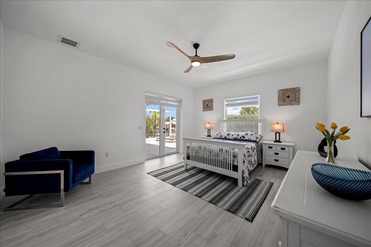 FORT MYERS SHORES - Residential