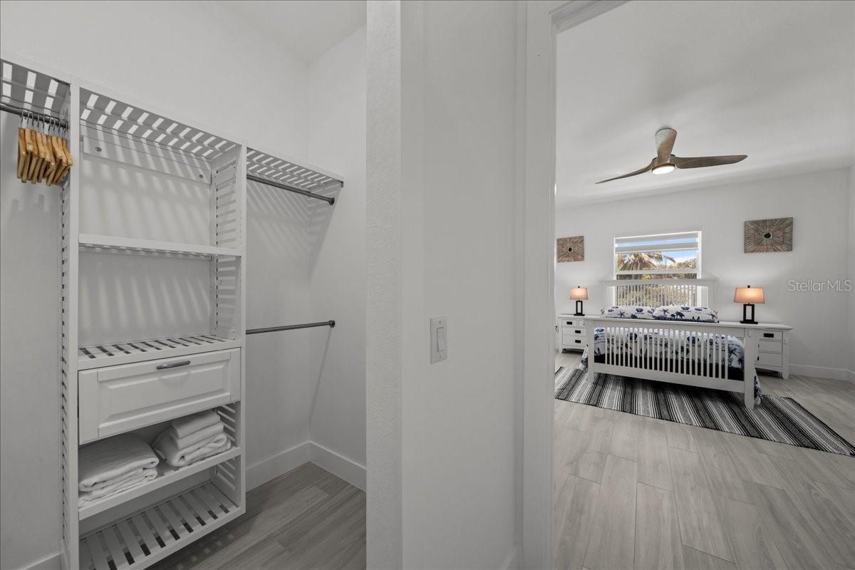 FORT MYERS SHORES - Residential