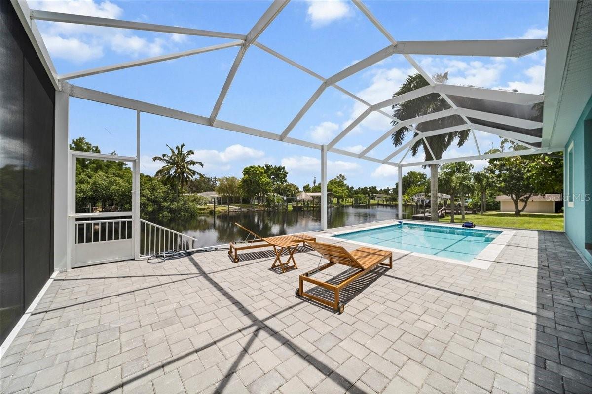 FORT MYERS SHORES - Residential