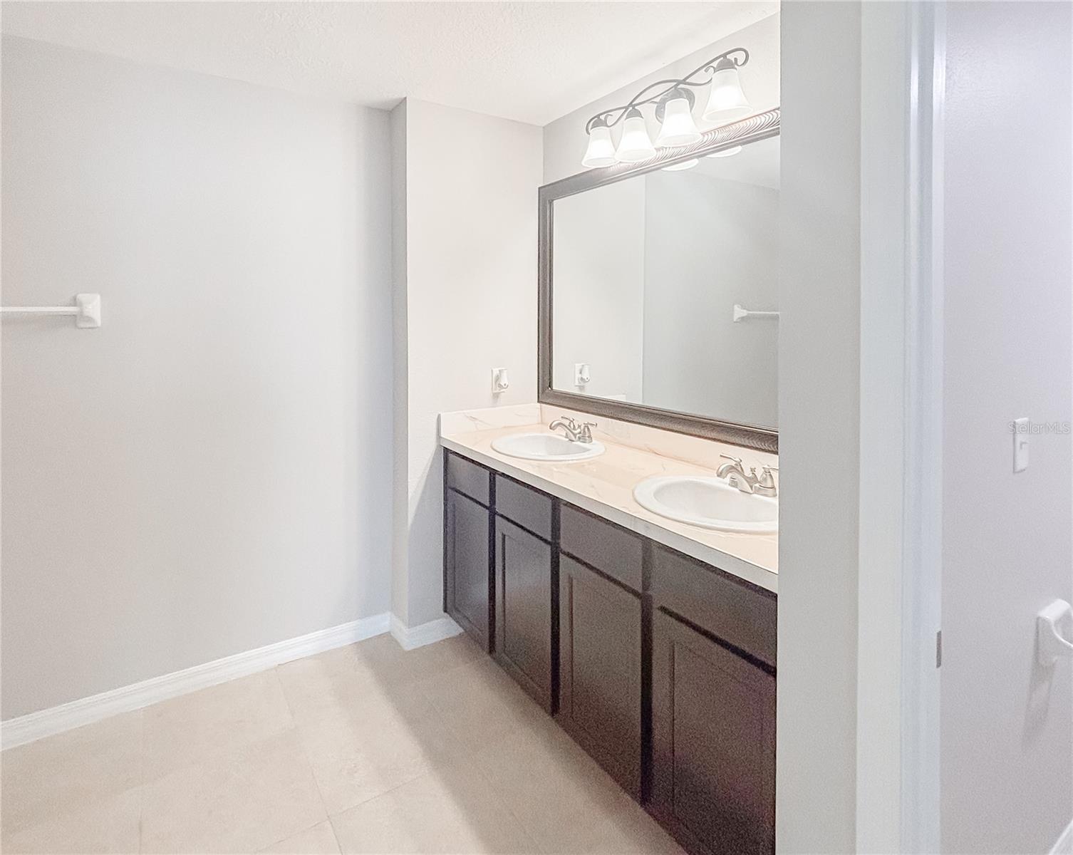 SANCTUARY PH 3 - Residential