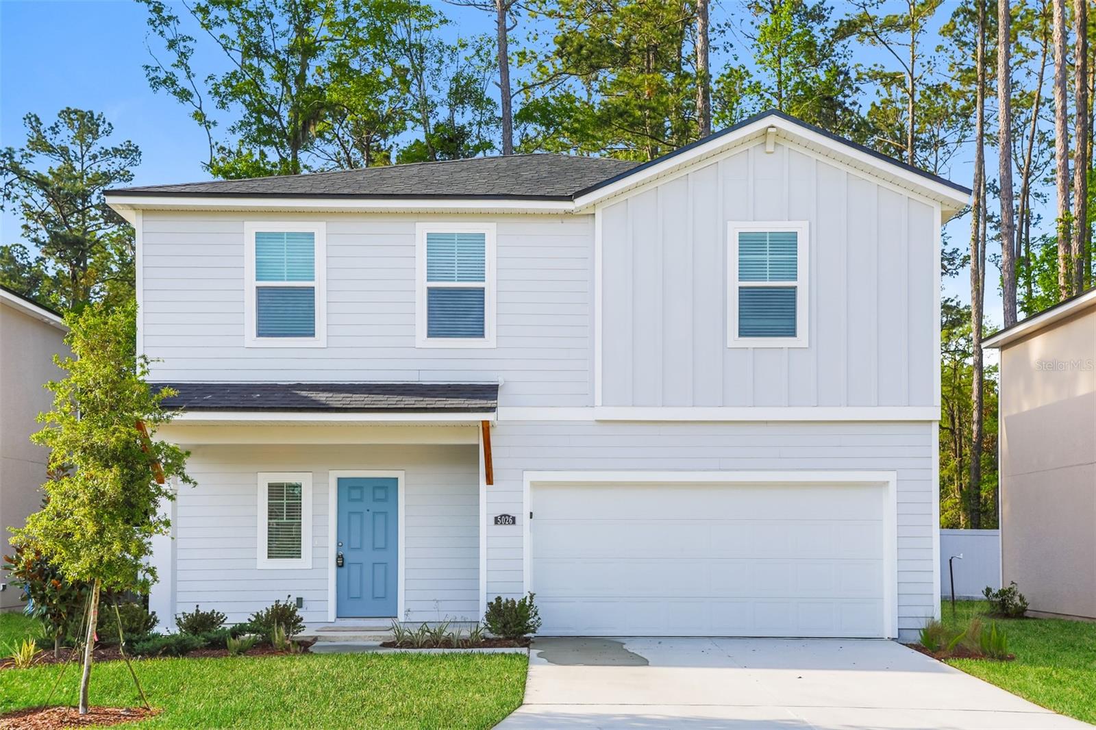 $0 SECURITY DEPOSIT offered for those that qualify through Termwise.
MOVE IN SPECIAL TERMS:
Sign by July 31: Receive $500 off To Be applied on the 1st full months rent and NO APPLICATION FEE
(Application fee refunded after move-in) Terms may change. Don't miss your chance to save!
**Lease shall reflect Actual Base rent**
Welcome to 5026 Bramante Drive, a charming home nestled in the thriving city of Jacksonville, Florida. This delightful residence offers 4 bedrooms and 2.5 bathrooms, providing a comfortable 1,866 sq ft of living space, perfect for families or those seeking a bit of extra room.
Upon entering, you'll be greeted by a bright and open layout that seamlessly connects the living room, dining area, and kitchen. The well-appointed kitchen is designed for both functionality and style, featuring modern appliances, ample cabinetry, and a convenient breakfast bar, making it a perfect spot for casual meals or entertaining guests.
The spacious primary suite serves as a peaceful retreat, complete with an en-suite bathroom that includes dual sinks and a relaxing shower. The additional bedrooms are generously sized, offering flexibility for family members, guests, or even a home office.
Step outside to enjoy a private backyard, ideal for outdoor gatherings, gardening, or simply soaking up the Florida sunshine. Conveniently located near shopping, dining, and recreational amenities, 5026 Bramante Drive presents an exceptional opportunity to enjoy the vibrant lifestyle that Jacksonville has to offer. Dont miss your chance to make this lovely home your own!