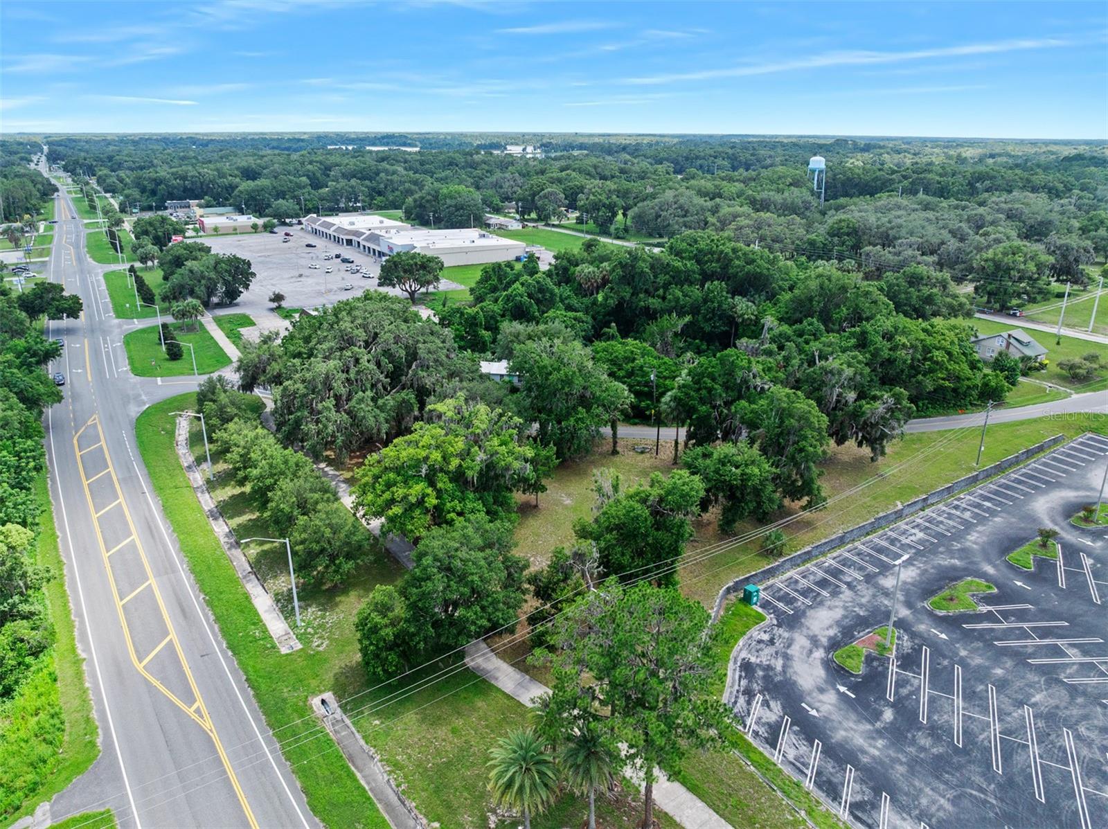 Photo 1 of 19 — 1101 N SUMMIT STREET, CRESCENT CITY, FL 32112
