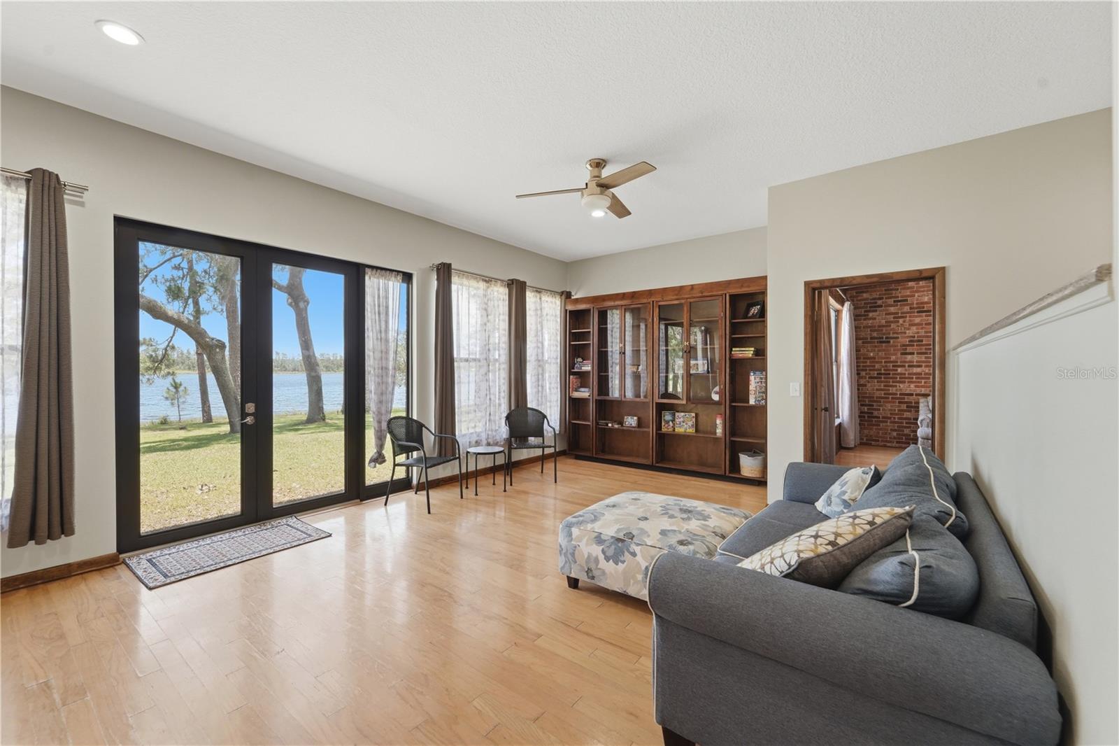 LOST HILL LAKE ESTATES UNIT 02 - Residential