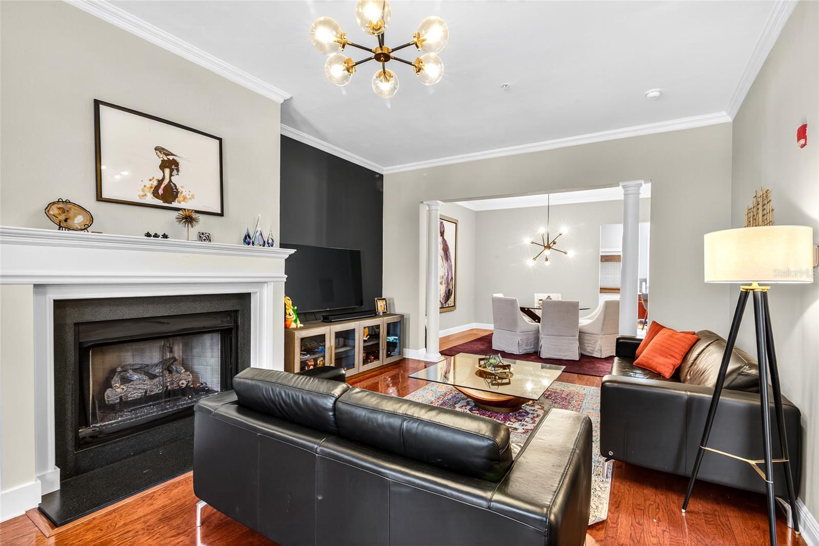 REGENTS PARK - Residential