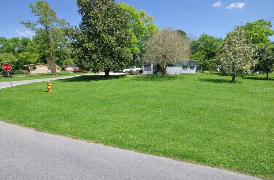 Vacant land in Alachua County offers an excellent investment opportunity with a great location surrounded by Florida’s natural beauty. Just minutes from the world-renowned Payne’s Prairie Preserve, La Chua Trailhead, Sweetwater Overlook, and Boulware Springs Park, this property places you close to some of the best outdoor recreation in the region. Enjoy easy access to the Gainesville-Hawthorne bike trail, hiking, wildlife viewing, and miles of scenic nature.

With its prime location and proximity to parks, trails, and local amenities, this land is ideal for building a home, creating a getaway, or holding as a long-term investment opportunity. Seller financing is available!!! making it easier to secure this great piece of land.