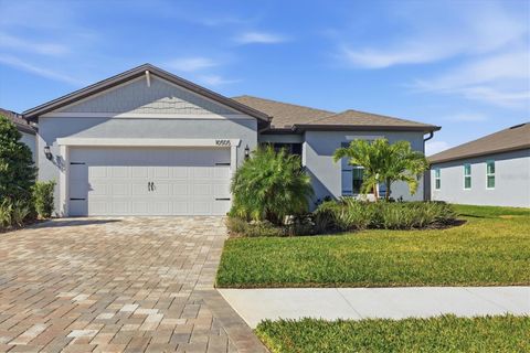 Photo of 10505 Wynward Way, Parrish, FL 34219 (MLS # A4681999)