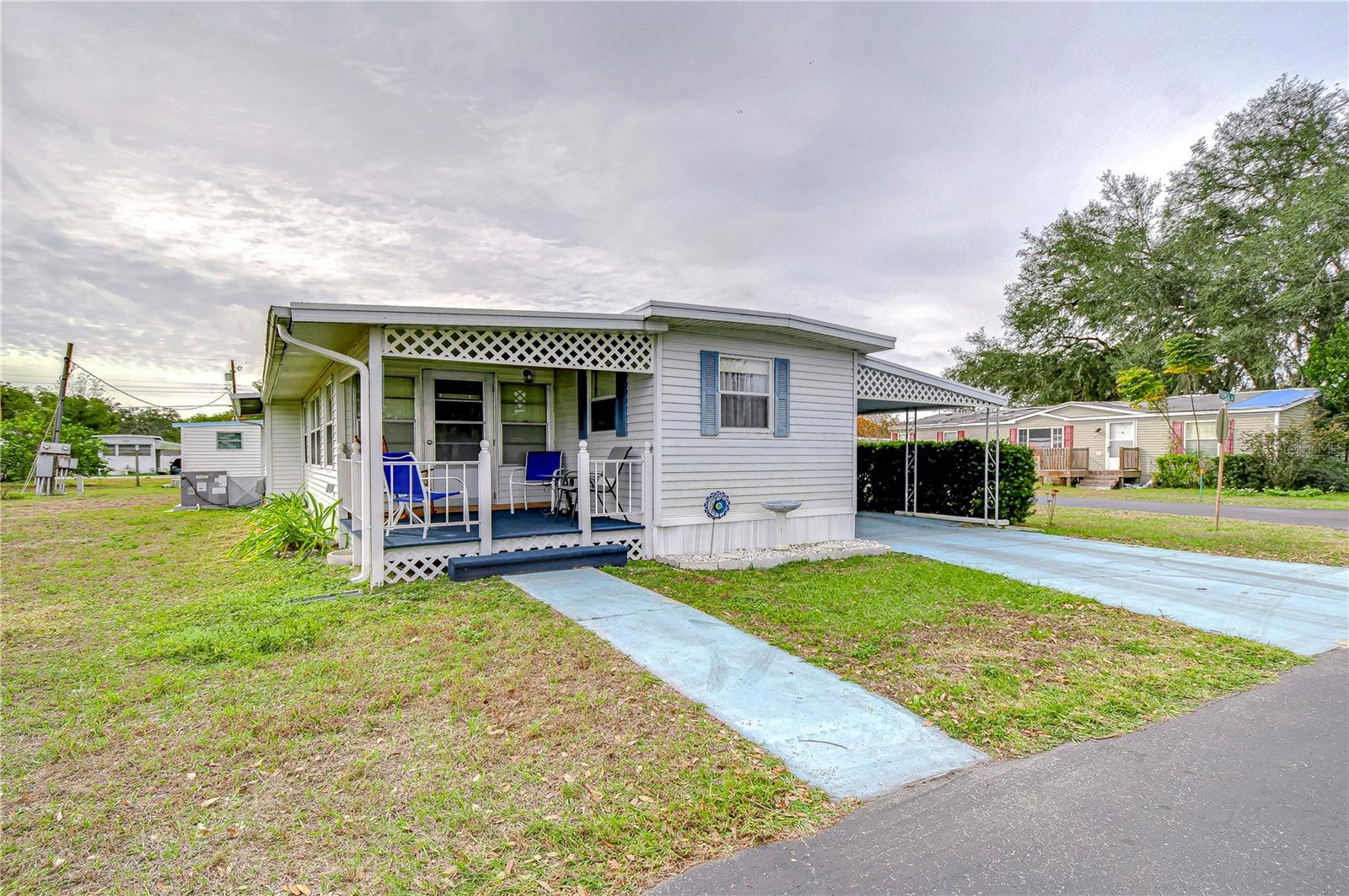 TROPICAL MOBILE PARK - Residential