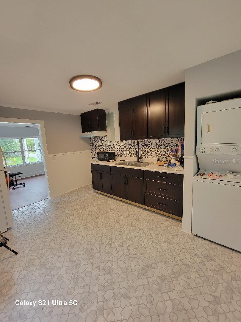 16 S PRIMROSE DRIVE
