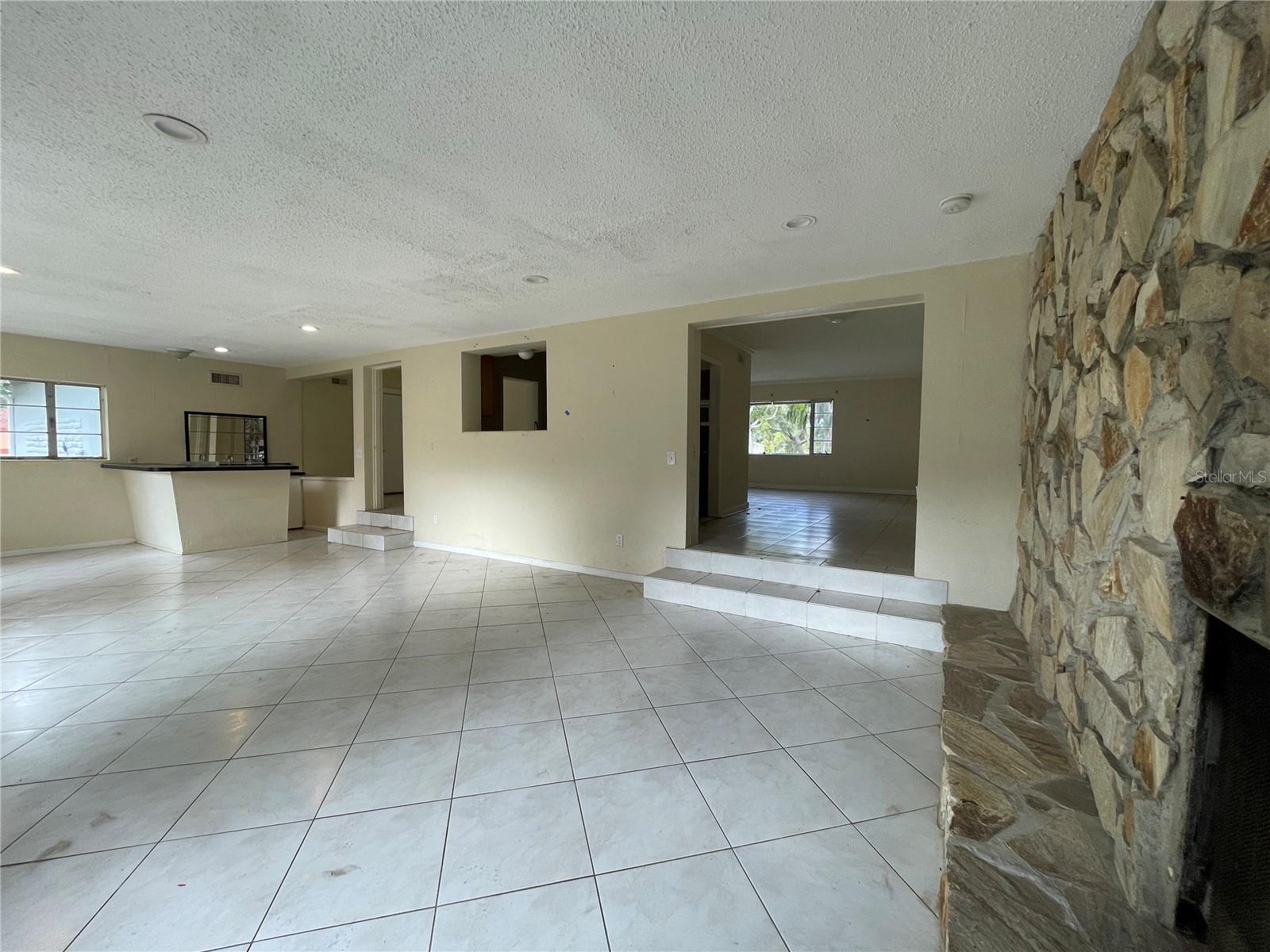 PALM TERRACE - Residential