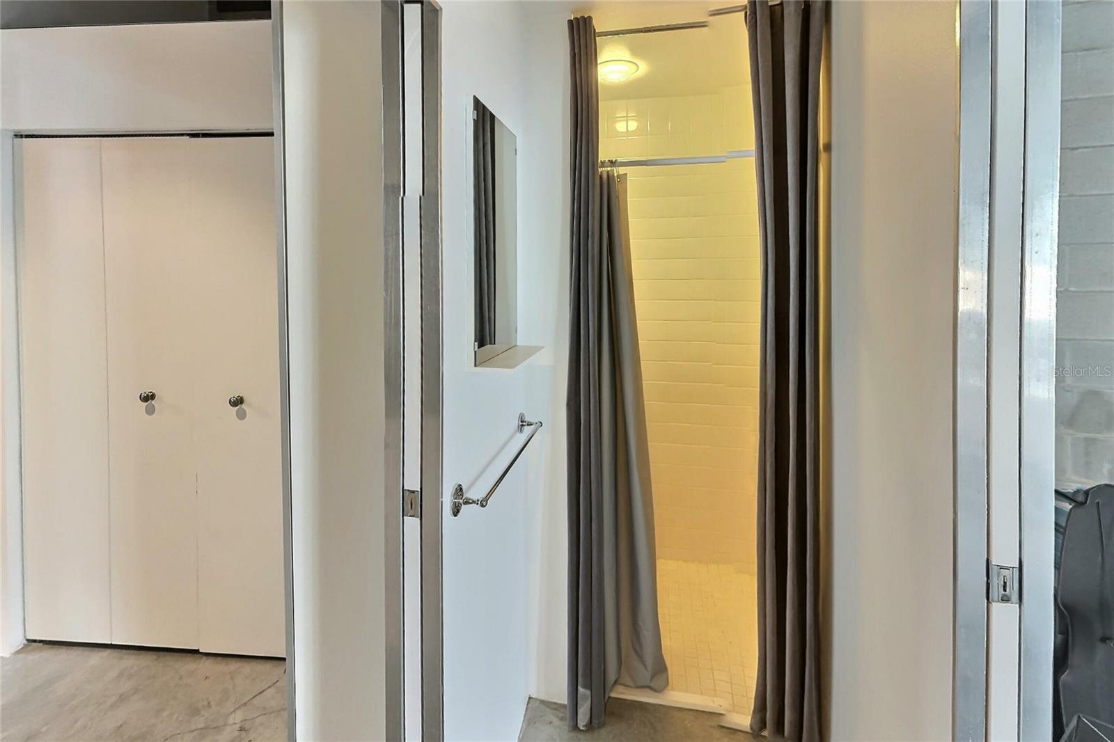 CHANNELSIDE LOFTS - Residential Lease