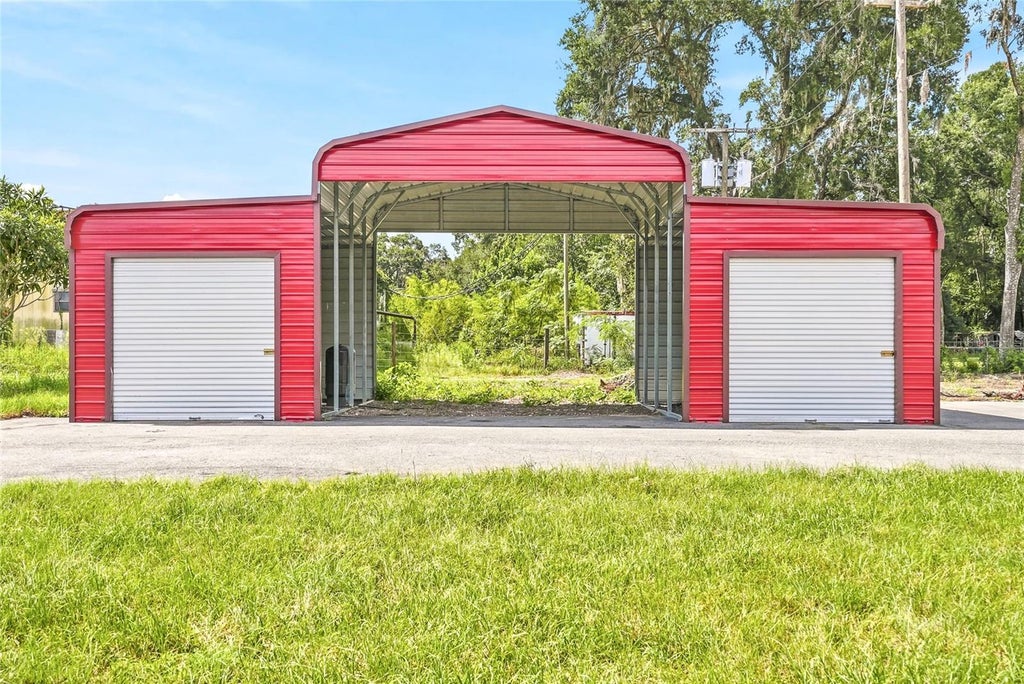 Photo of 37670 Farr Road, Dade City, FL 33523 (MLS # TB8551169)