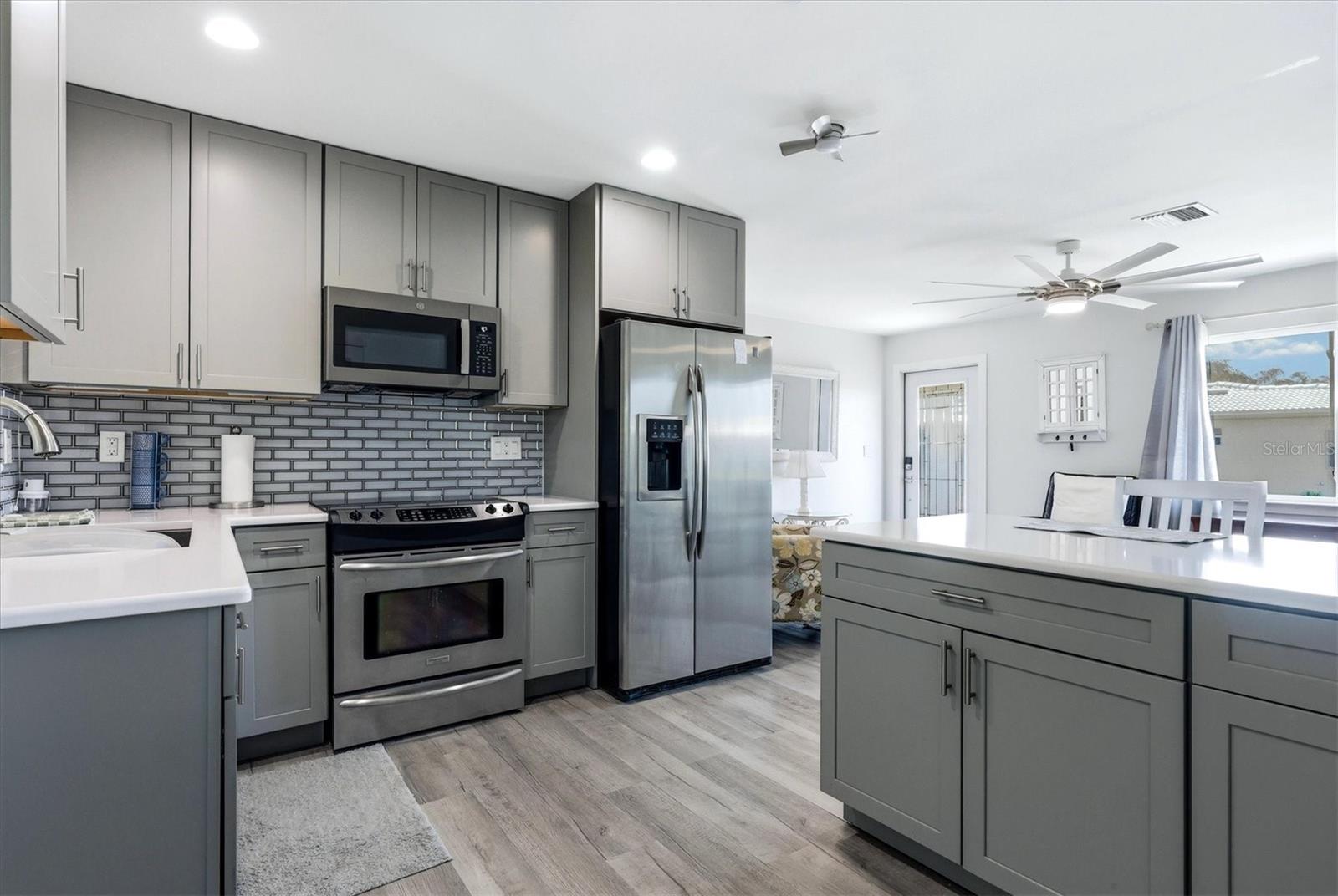 PORT CHARLOTTE 15 REP 02 - Residential