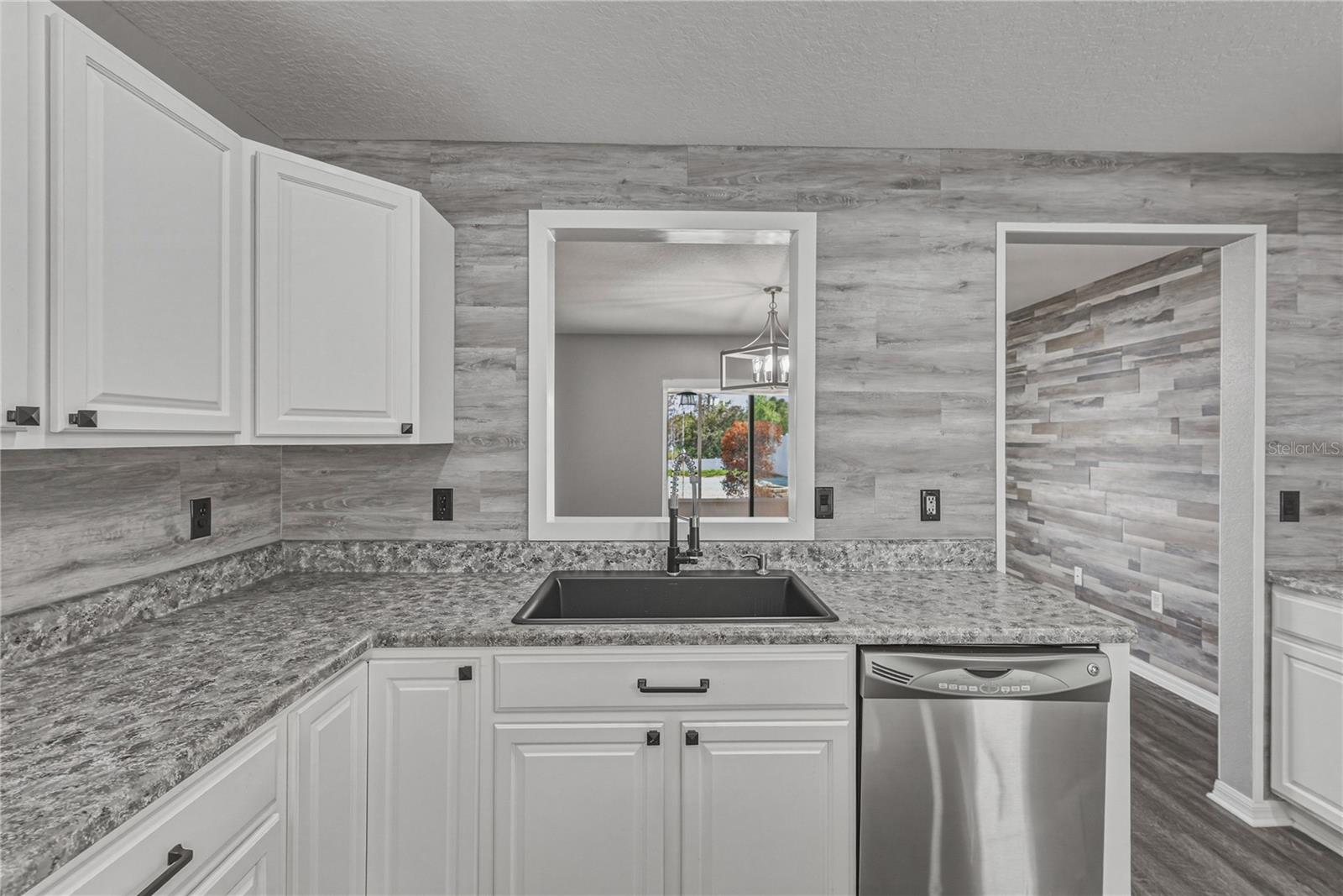 ABBEY GLEN I A-E - Residential