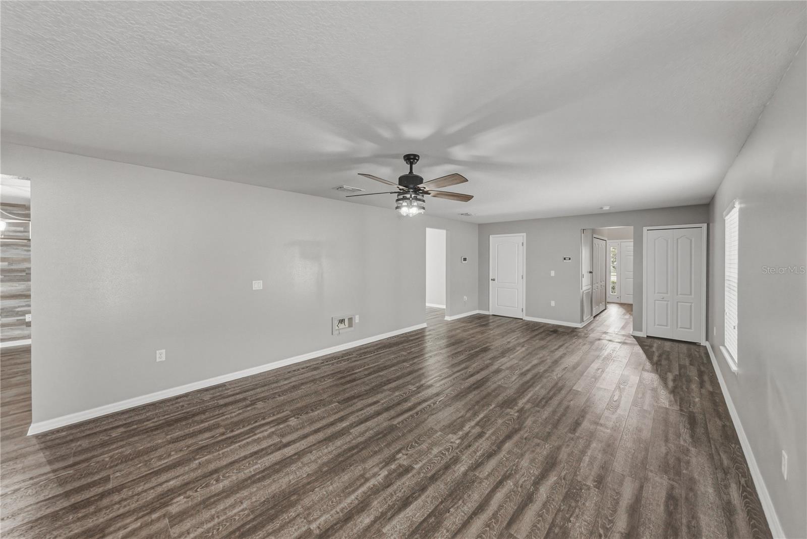 ABBEY GLEN I A-E - Residential