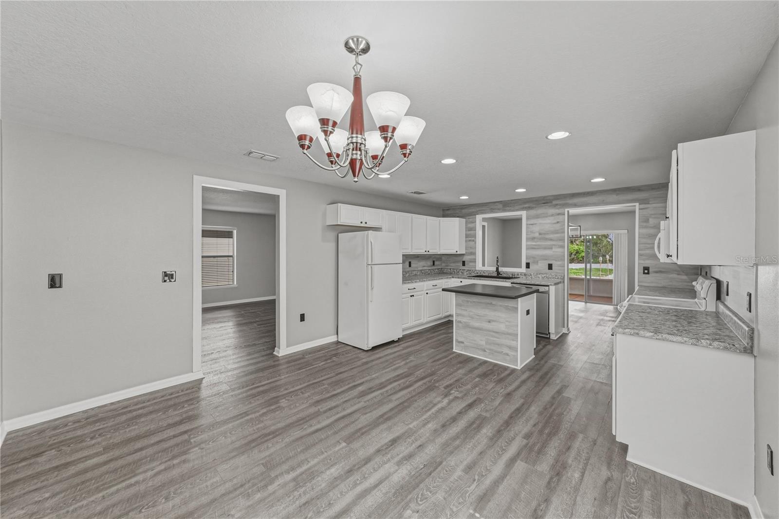 ABBEY GLEN I A-E - Residential