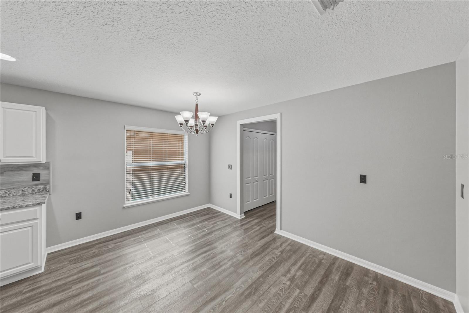 ABBEY GLEN I A-E - Residential