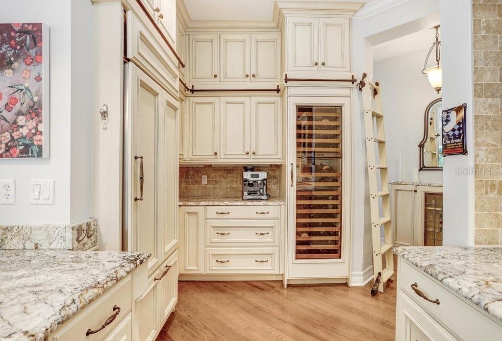 063 | WESTCHASE SECTION 203 - Residential