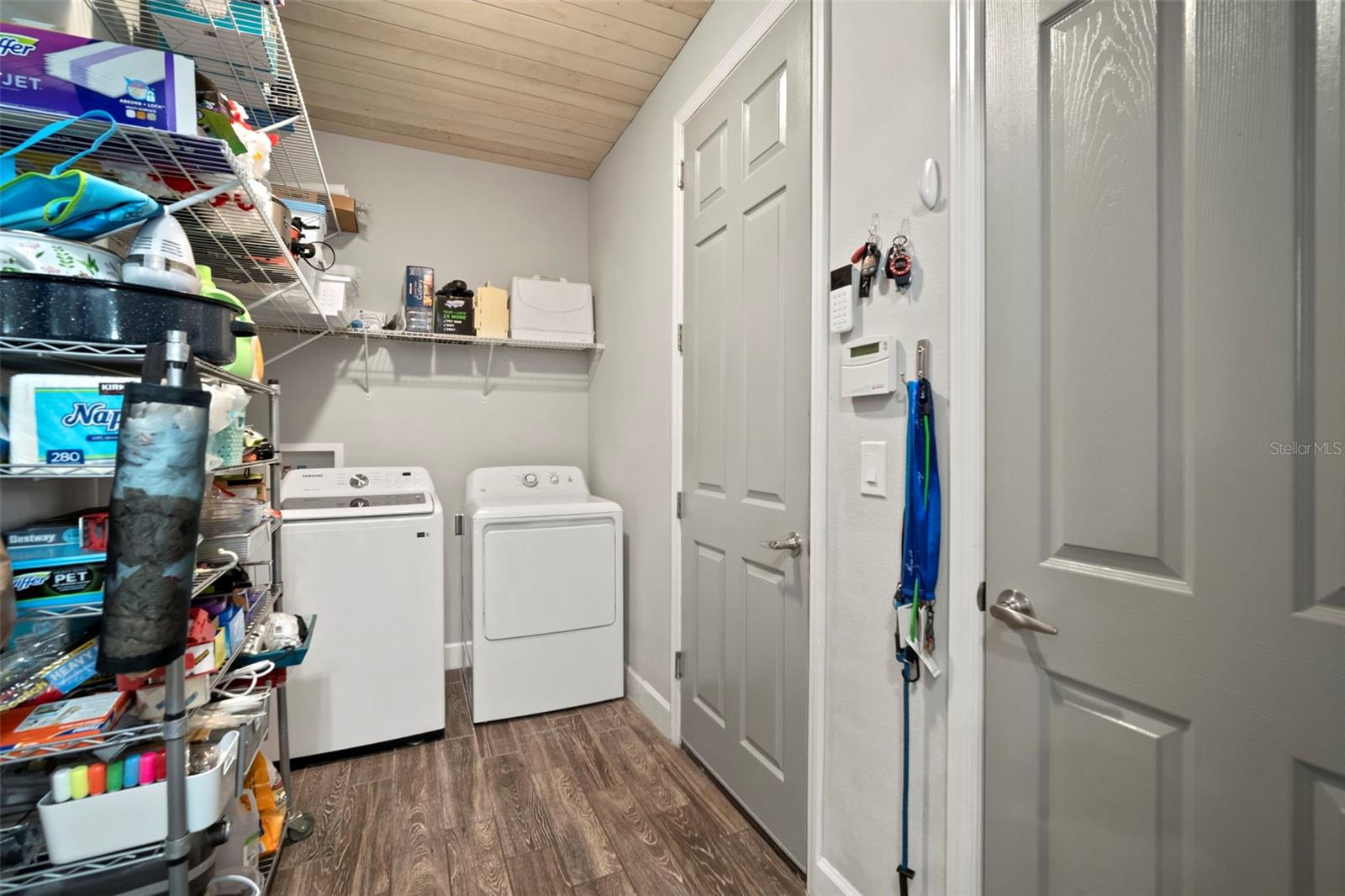 MIRABAY PRCL 22 - Residential