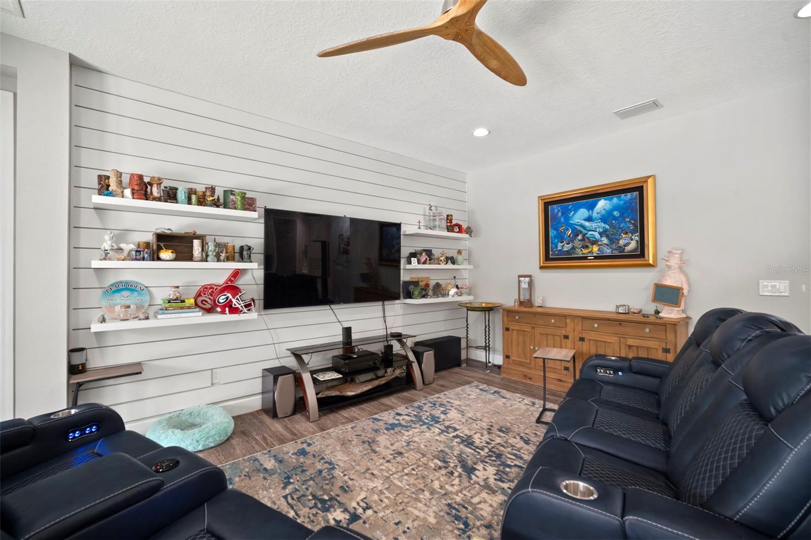 MIRABAY PRCL 22 - Residential