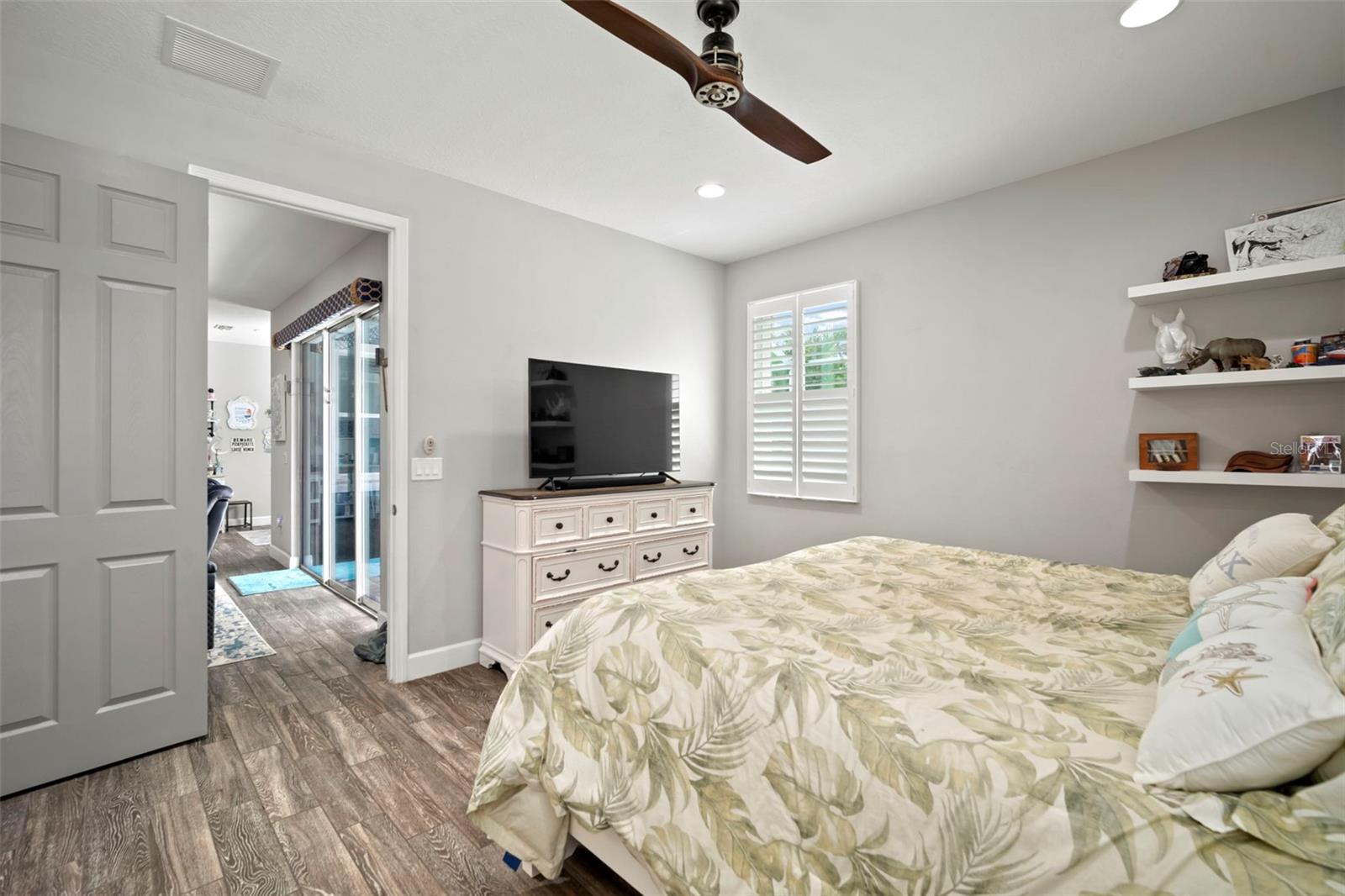 MIRABAY PRCL 22 - Residential