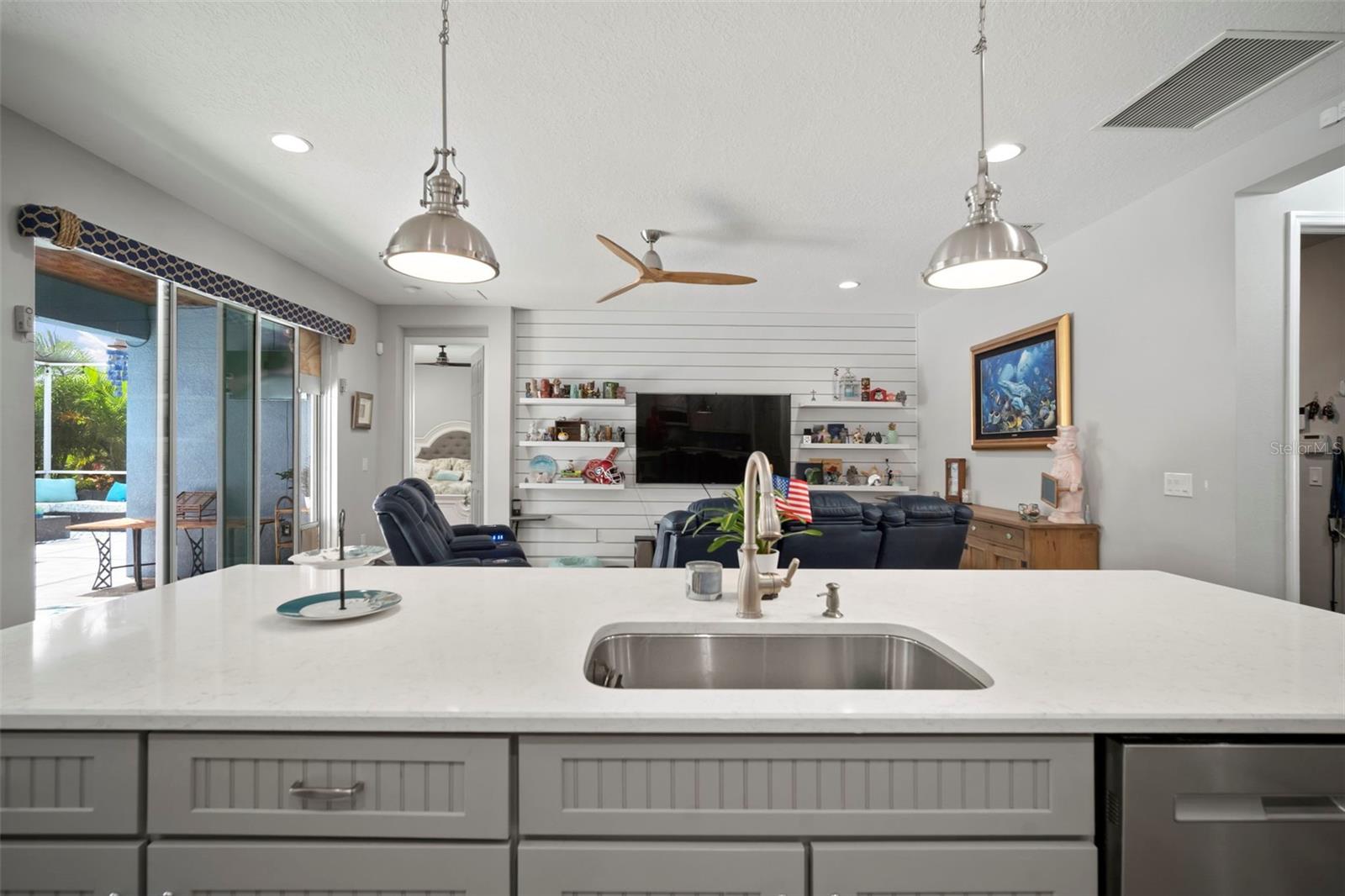 MIRABAY PRCL 22 - Residential