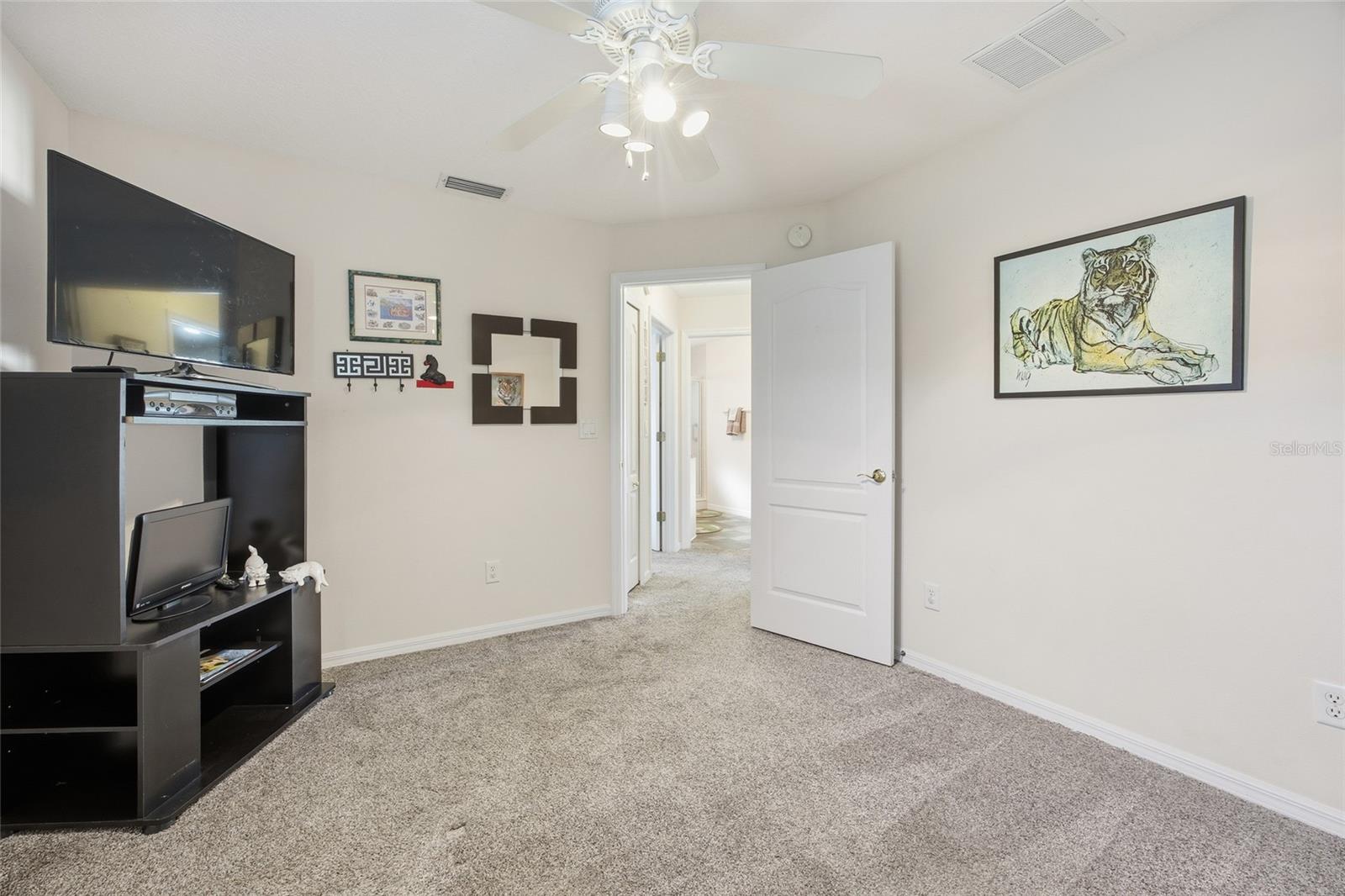 AUTUMN RIDGE - Residential