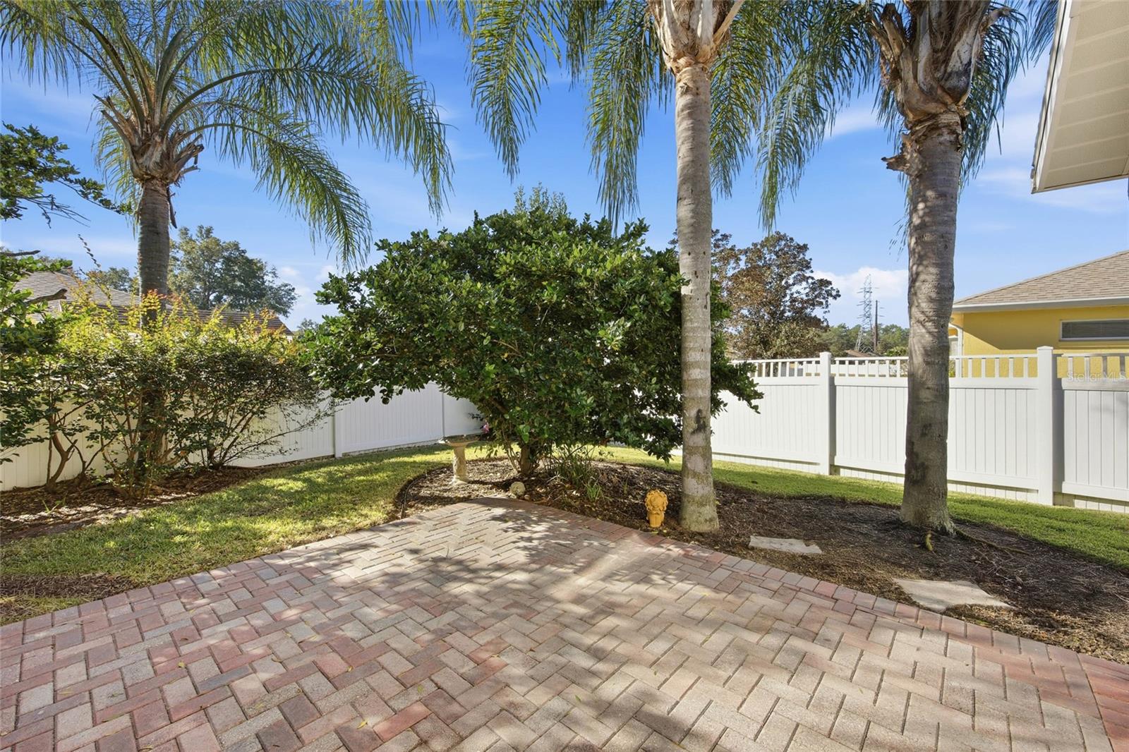 AUTUMN RIDGE - Residential