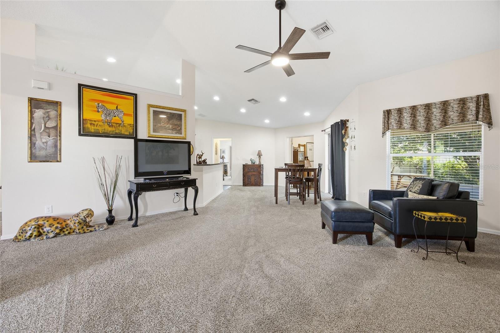 AUTUMN RIDGE - Residential