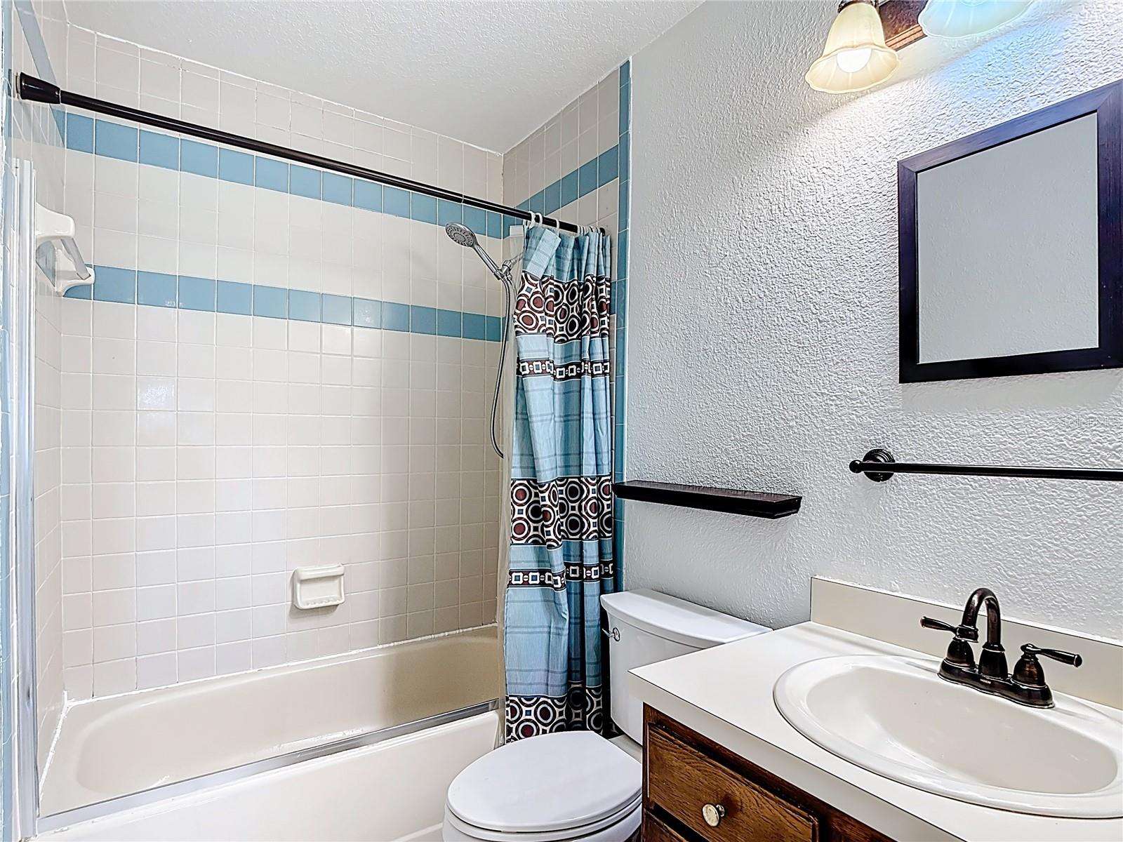 PALAMAR OAKS VILLAGE REP - Residential